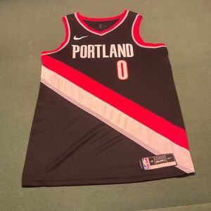 Damian Lillard Portland Trailblazers Nike Unisex Swingman Jersey Black Red